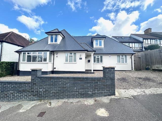 house in School Lane, Bushey