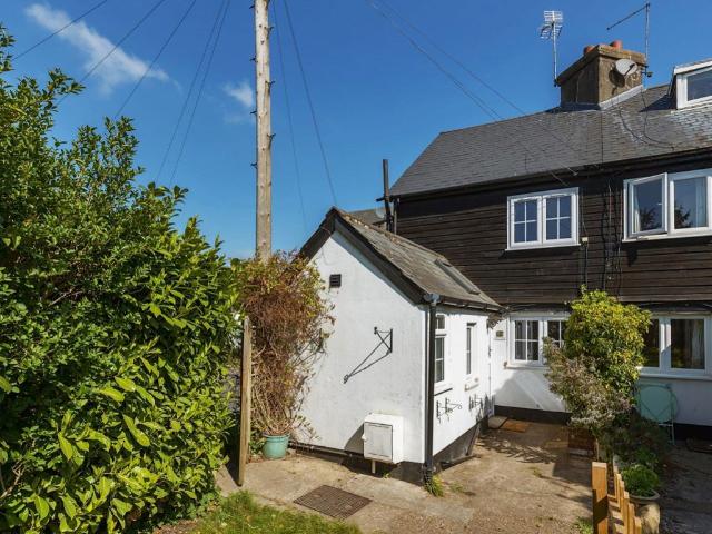 house in Shinecroft, Otford TN14 5NA