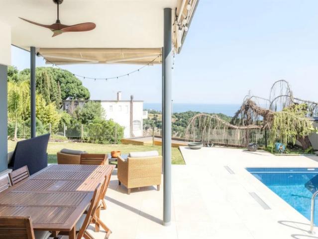 house in Spain, Sant Vicenç de Montalt
