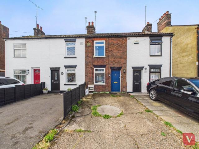 house in St. Thomas's Road, Luton