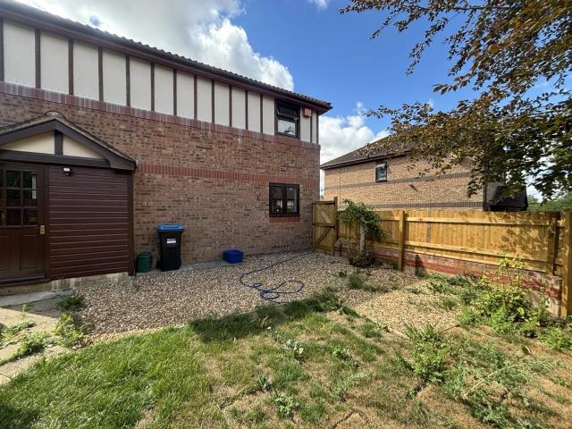 house in Stafford Grove Shenley Church End