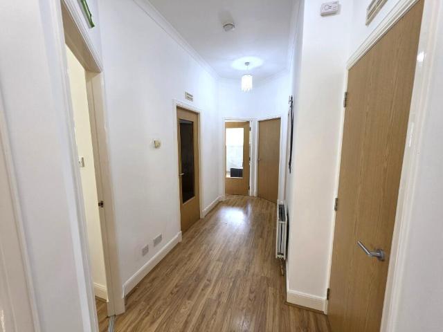 house King's Gate, West End, Aberdeen, AB15 4EL