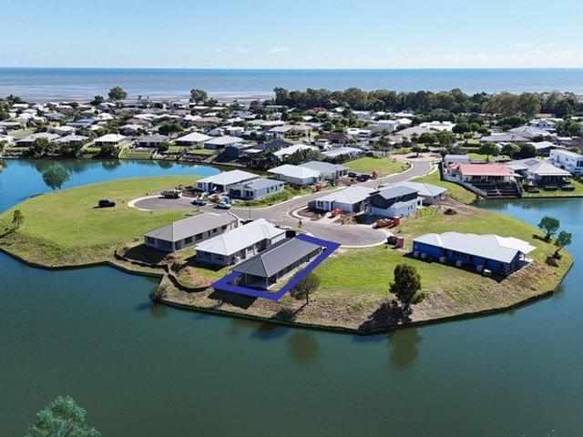 House & Land Package Under Construction Lakefront Living At Toogoom, Hervey Bay!