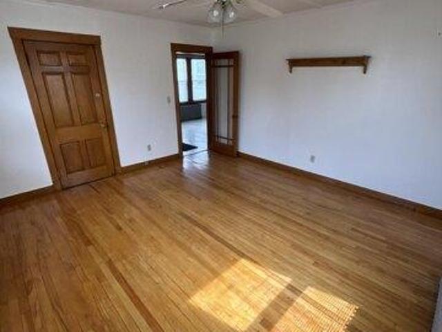 house Lewiston ME ES105771421