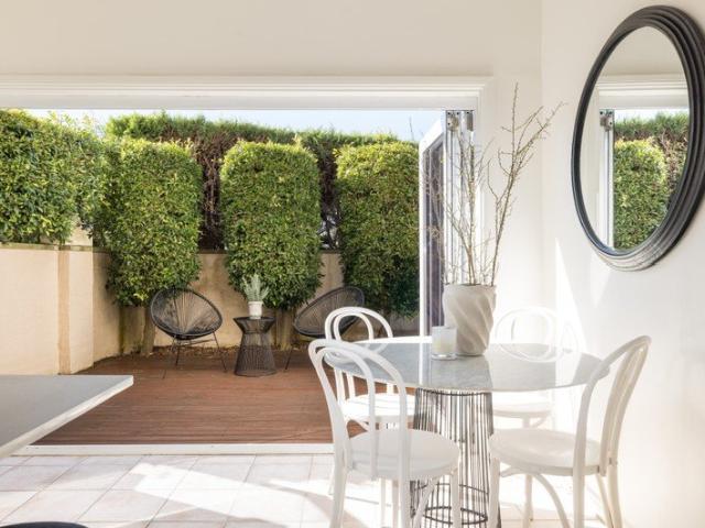 House Like Garden Apartment, Dress Circle Location OPEN SAT 9:45AM 10:15AM
