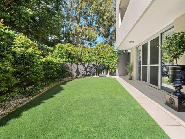 House Like Garden Apartment in Prime Location