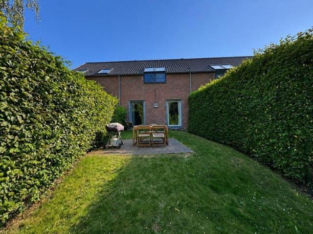 House located close to Roodebeek metro and Woluwe Shopping !