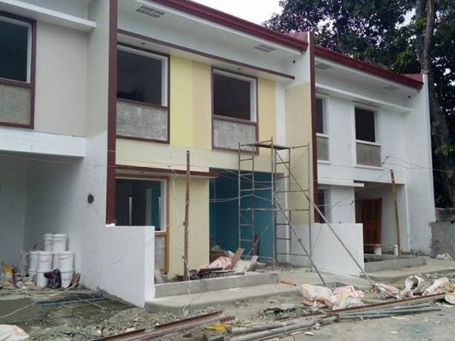 house & lot for sale in Burgos Rodriguez walking distance to hwy