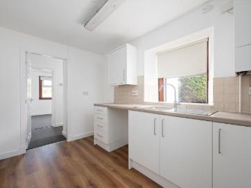 house Manor Neuk Cottage, Alloa Road, Causewayhead, Stirling, FK9 5PR