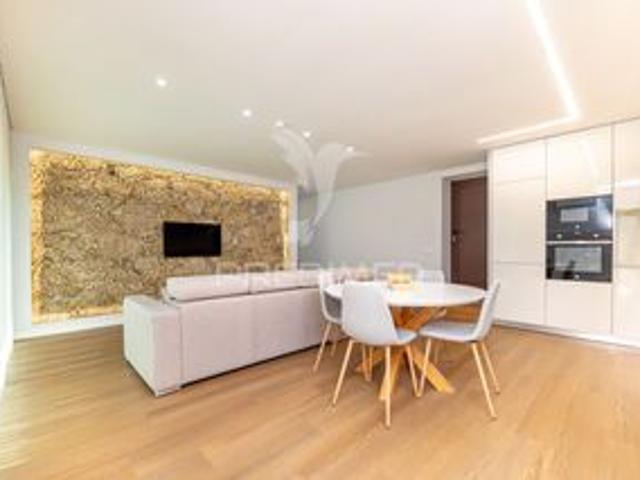 House new 3 bedrooms for rent Barcelos garden, furnished, air conditioning, equipped kitchen