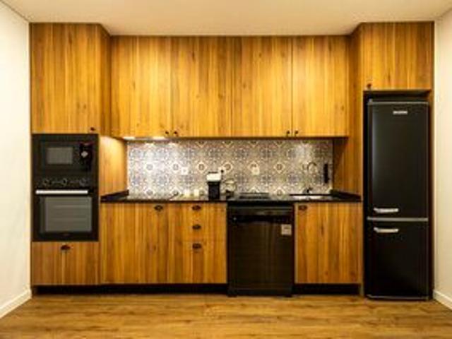 House new in the center 1 bedrooms Encarnação Mafra gated community, terrace, air conditioning