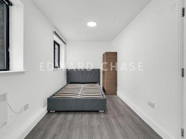 House of multiple occupation to rent