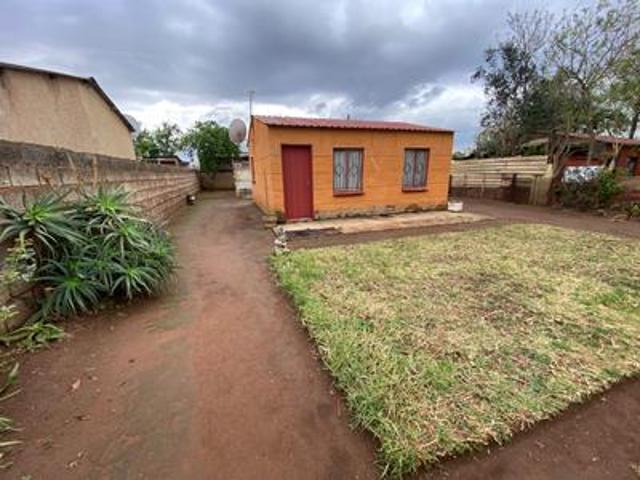 house on the market in palm ridge