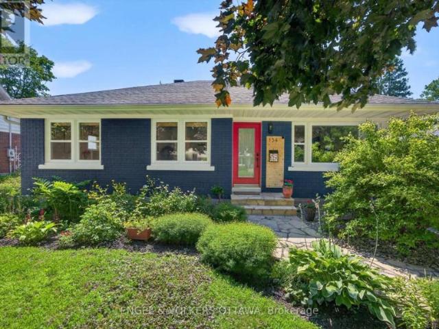 House Ottawa ON 105071869