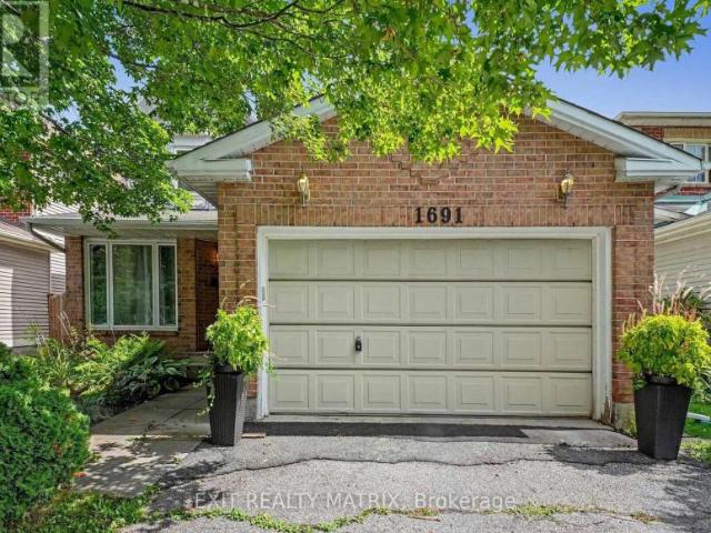 House Ottawa ON 105167372