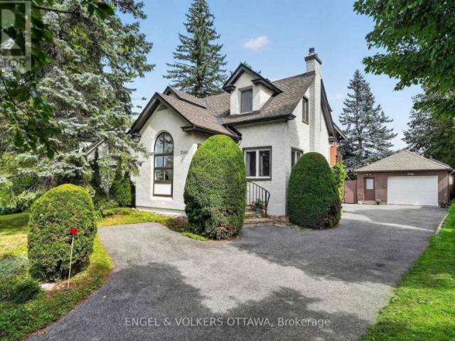 House Ottawa ON 105565607