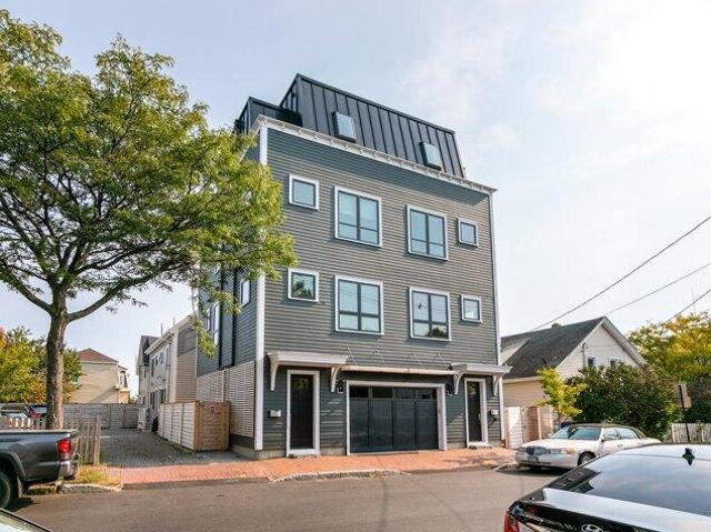 house Portland ME ES105873284