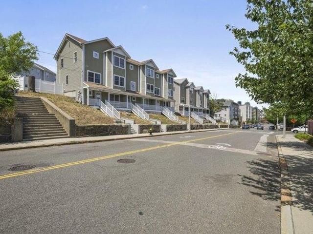 house Roxbury MA ES105495626