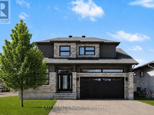 House Russell ON 104985874
