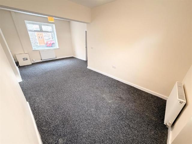 House Semi Detached For Rent Whittington Street, Neath