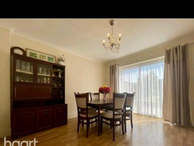 House share 2 bed with live in host available