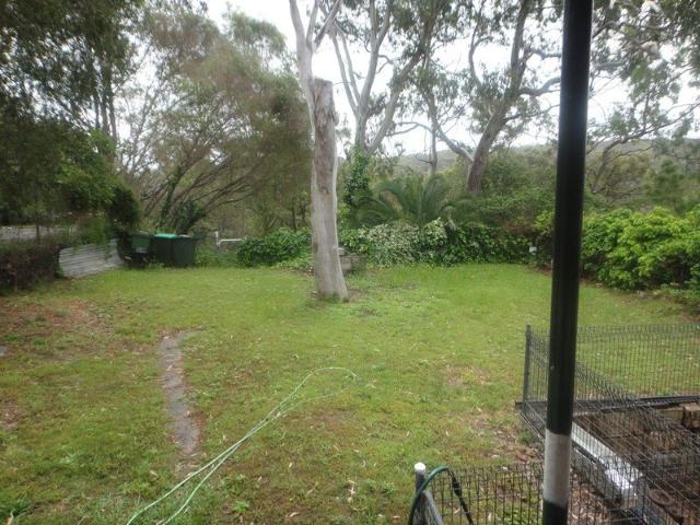 House situated at the top of a Cul de sac backing on to Lane Cove National Park