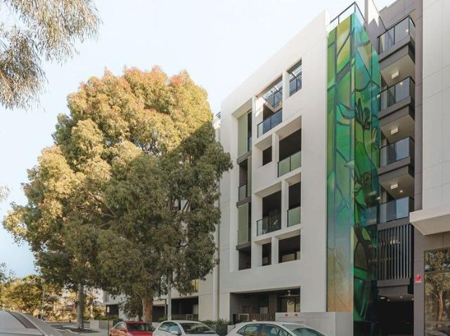 House Size Living. Apartment Ease