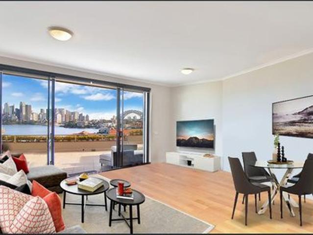 House Sized Harbourside Living with Iconic Opera House Views