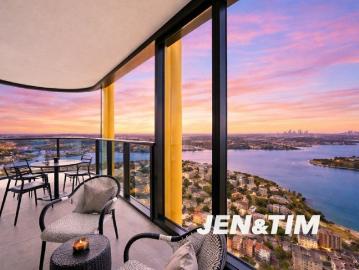 House Sized Luxury in the Sky | Dual Income Flexibility