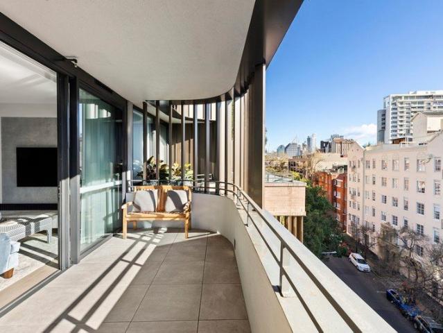 House Sized Sub Penthouse in Exclusive Munro House