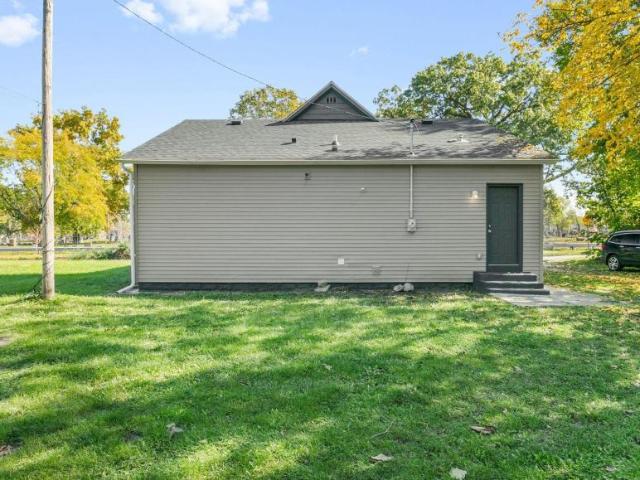 house South Bend IN DS106148738