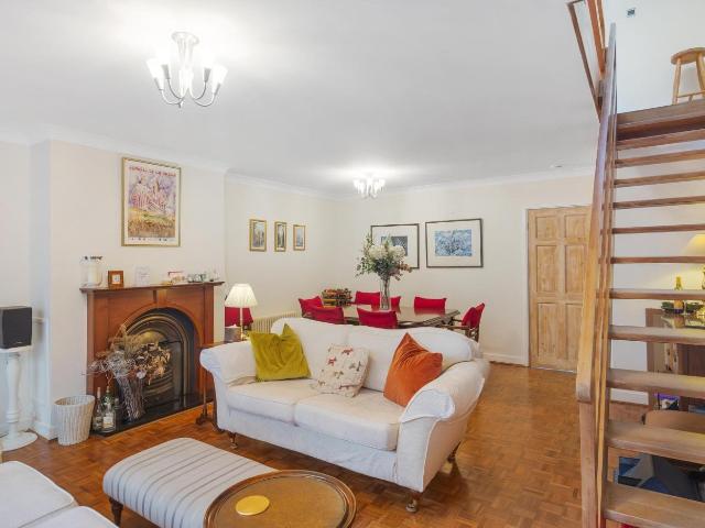 house Springbourne Court Beckenham