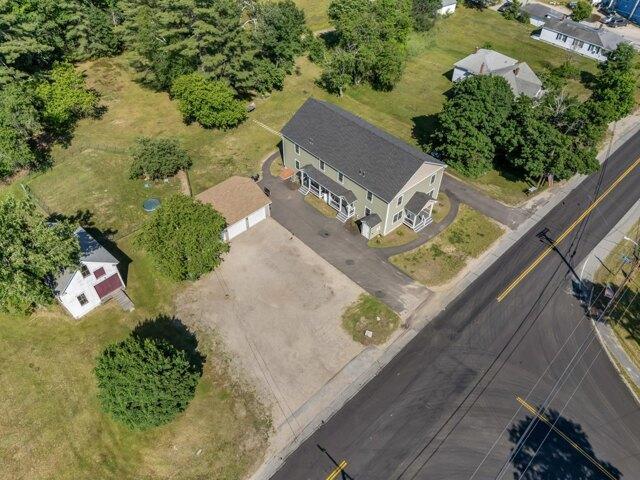 house Standish ME DS103663609