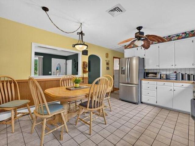 house Standish ME ES105576784