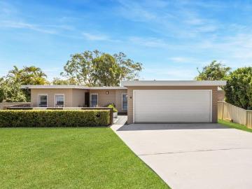 Tuggerah Lake, Jilliby, Wyong Region, Snapper Island