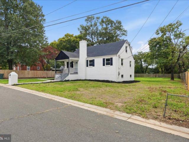 house Suitland MD DS106134754