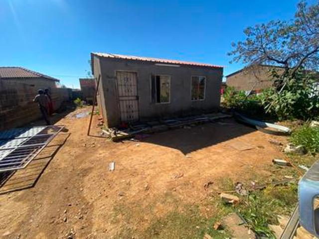 housr forsale in palm ridge