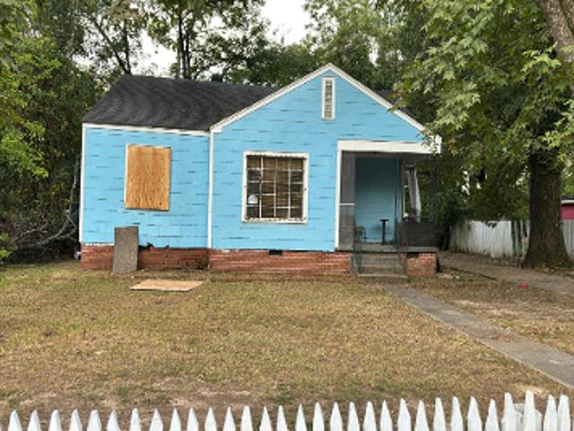 Houston Ave