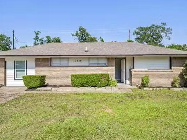 Houston Co Living: Private Rooms Near Downtown Smart TVs, Wi.