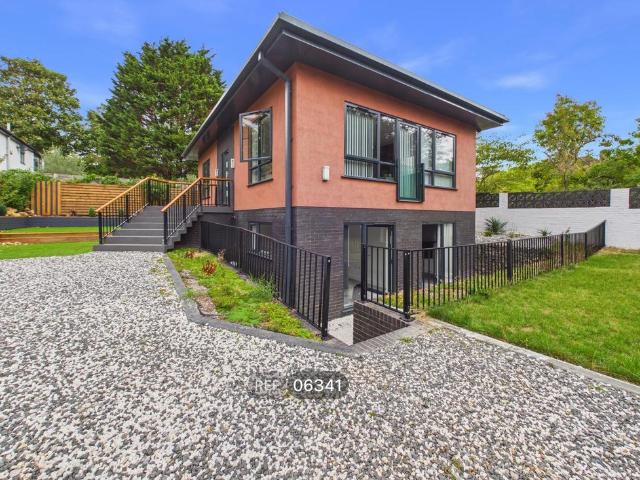 Hove BN3 3 bed detached house to rent £3,250 pcm £750 pw