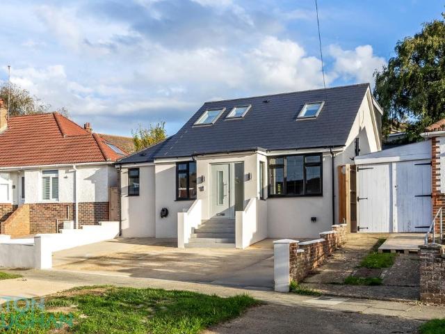 Hove, East Sussex BN3 4 bed semi detached house to rent £2,950 pcm £681 pw