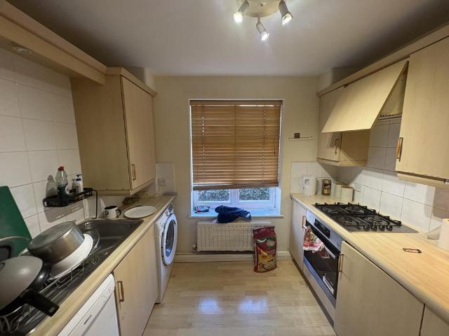 Howard Court, Nottingham, NG7 2 bed ground floor flat to rent £950 pcm £219 pw