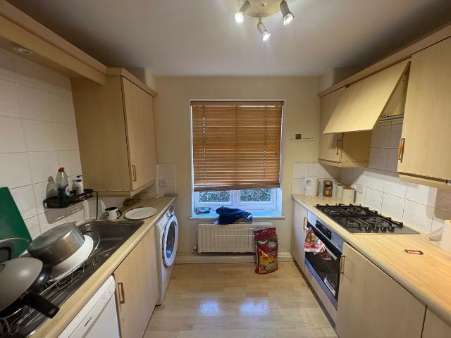 Howard Court, Nottingham NG7, 2 bed flat to rent, £950 pcm | PrimeLocation