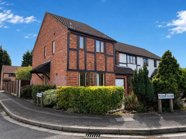 Howard Close, Long Eaton, Nottingham NG10, 2 bed link detached house to rent, £975 pcm | PrimeLocation