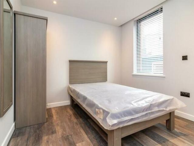 Howard Street, Nottingham. 1 bed flat to rent £1,000 pcm £231 pw