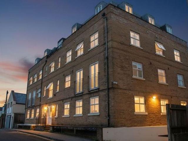 Howard Place, St. Annes Court Howard Place BN1, Studio to rent, £1,065 pcm | PrimeLocation