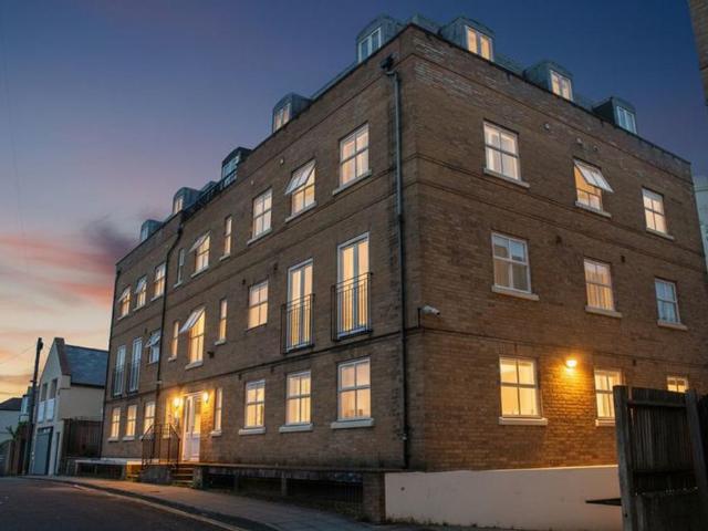 Howard Place, St. Annes Court Howard. Studio to rent £1,065 pcm £246 pw