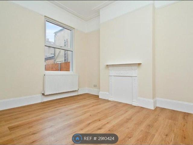 Howard Road, London NW2, 4 bed terraced house to rent, £3,650 pcm | PrimeLocation
