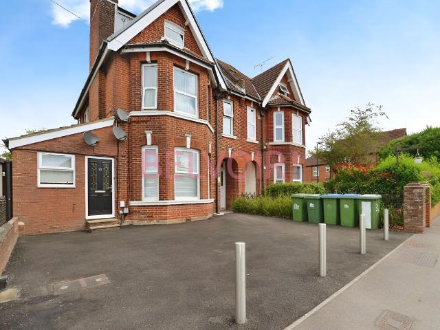 Howard Road, Southampton SO15, Studio to rent, £800 pcm | PrimeLocation