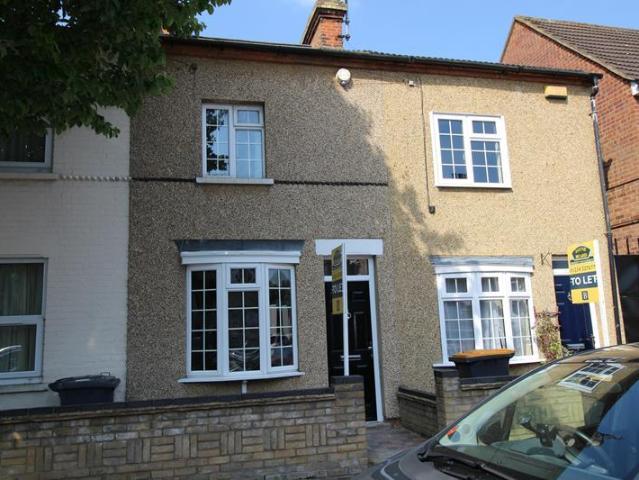 Howbury Street, Bedford, MK40 3QU 3 bed terraced house to rent £1,300 pcm £300 pw